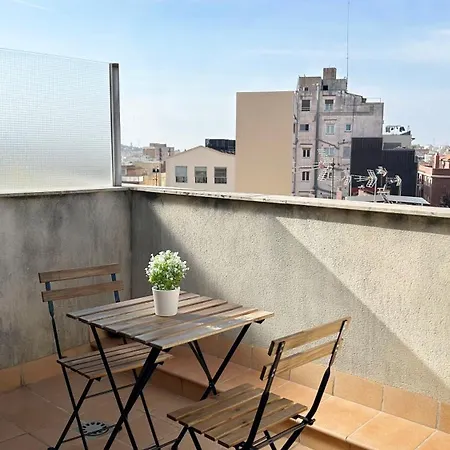 M3 Centrico Y Con Terraza アパート